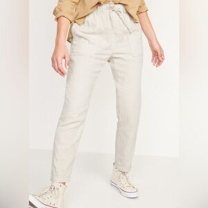 Old Navy Women’s Textured Pant in Neutral Stripe Drawstring Waist